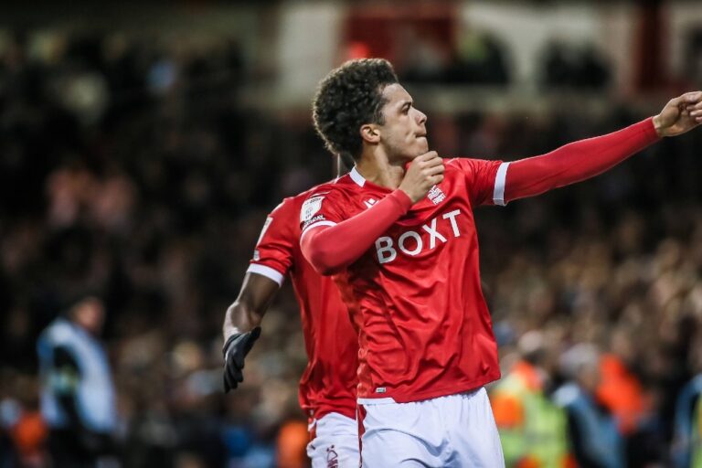 Για μια θέση στην Πρέμιερ Λιγκ: Χάντερσφιλντ – Νότιγχαμ με 0% γκανιότα** στο Pamestoixima.gr! Κυριακή 29/5