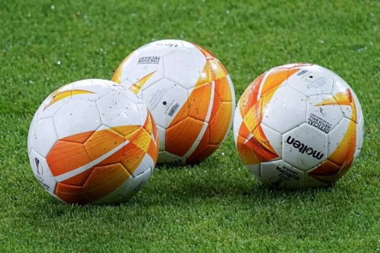 Σούπερ ντέρμπι με ενισχυμένες αποδόσεις και αμέτρητα ειδικά στοιχήματα – Κυριακή 7/3