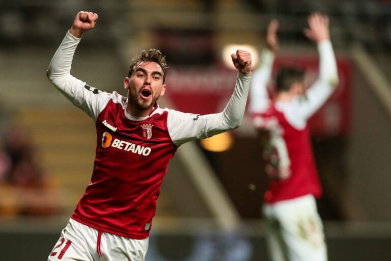 Οι χώρες που επιστρέφουν στην ποδοσφαιρική δράση μέχρι την Παρασκευή στη Stoiximan